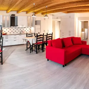 https://appartamento-incantevole-con-parcheggio-privato.it-lombardy.com