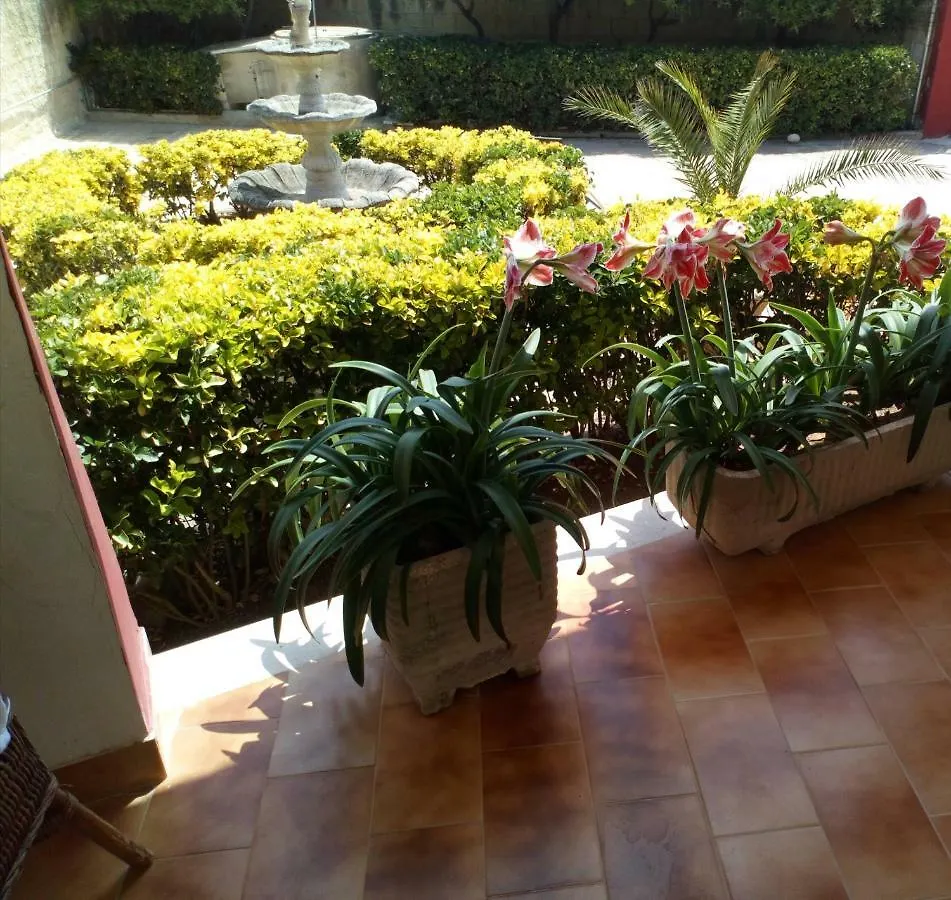Villa dai Gigli Rossi  Avola